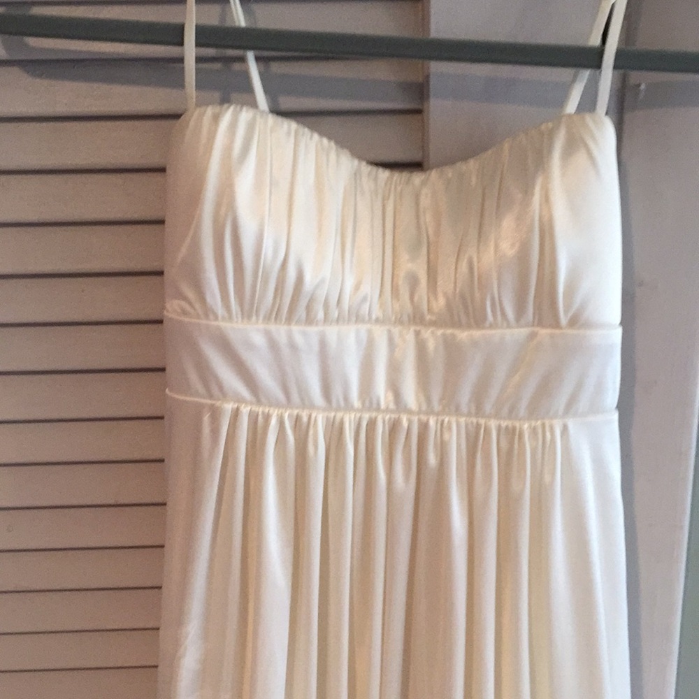 Strapless cream dress - Picture 3 of 8